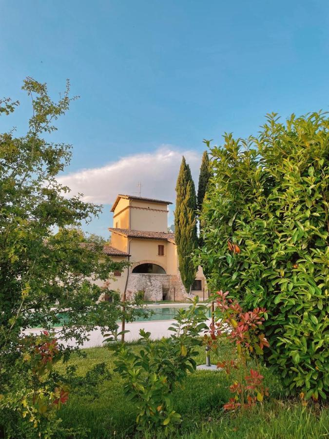 Вилла Borgo Delle Mole Сполето Экстерьер фото
